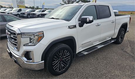 2020 GMC Sierra 1500 SLT Crew Cab 4WD